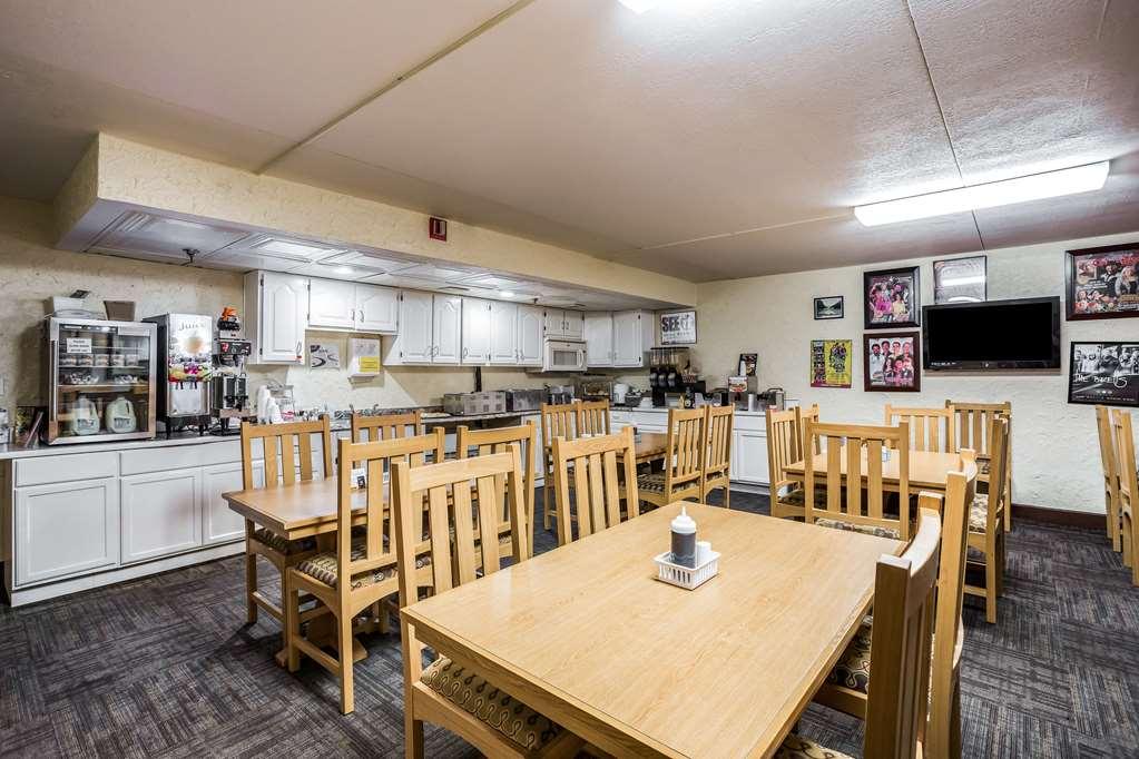Rodeway Inn Branson, Brick House Экстерьер фото